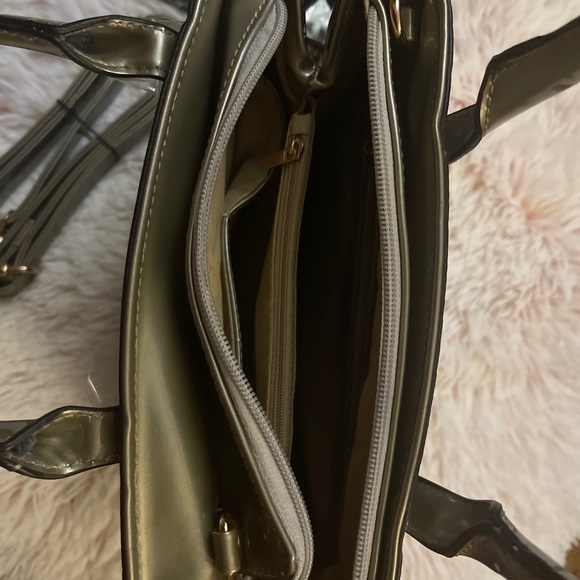 Magazine Purse With Matching Wallet - Picture 3 of 4